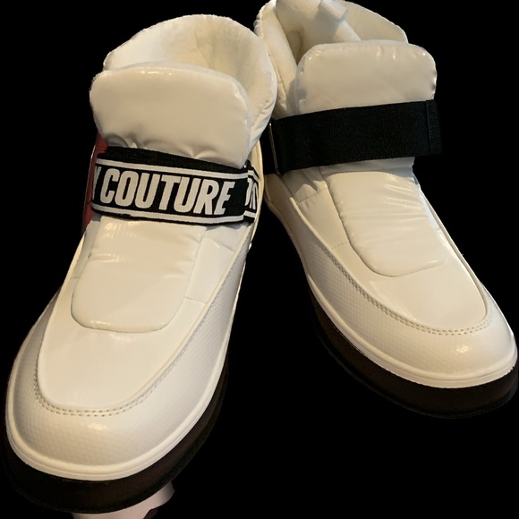 Juicy Couture Women’s Veronica Faux Fur Lining Bootie - Picture 1 of 4